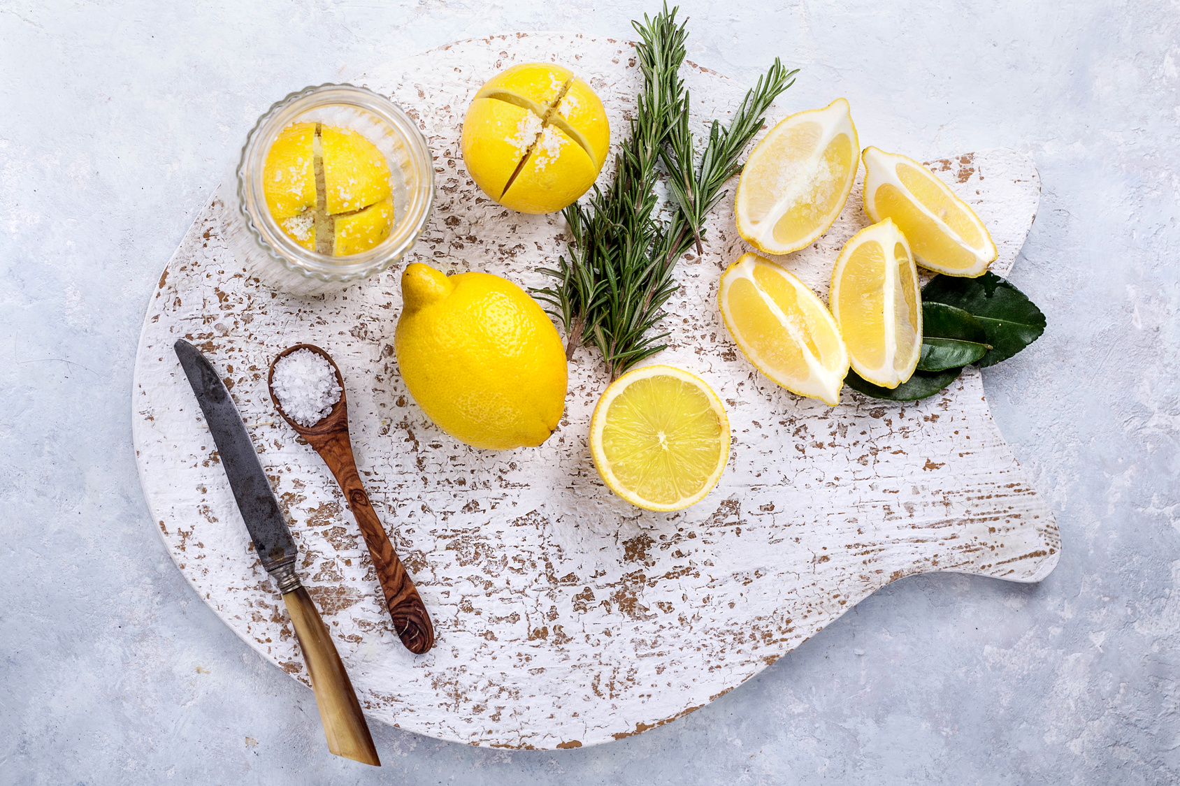 Benefici del limone: la salamoia