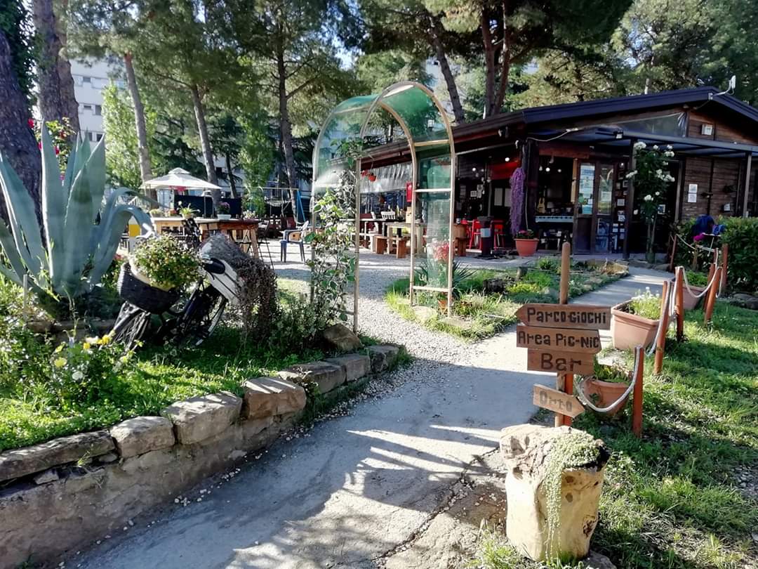 Oltre all'orto sociale, Casa di Betania offre un bistrot, una trattoria e tanti laboratori