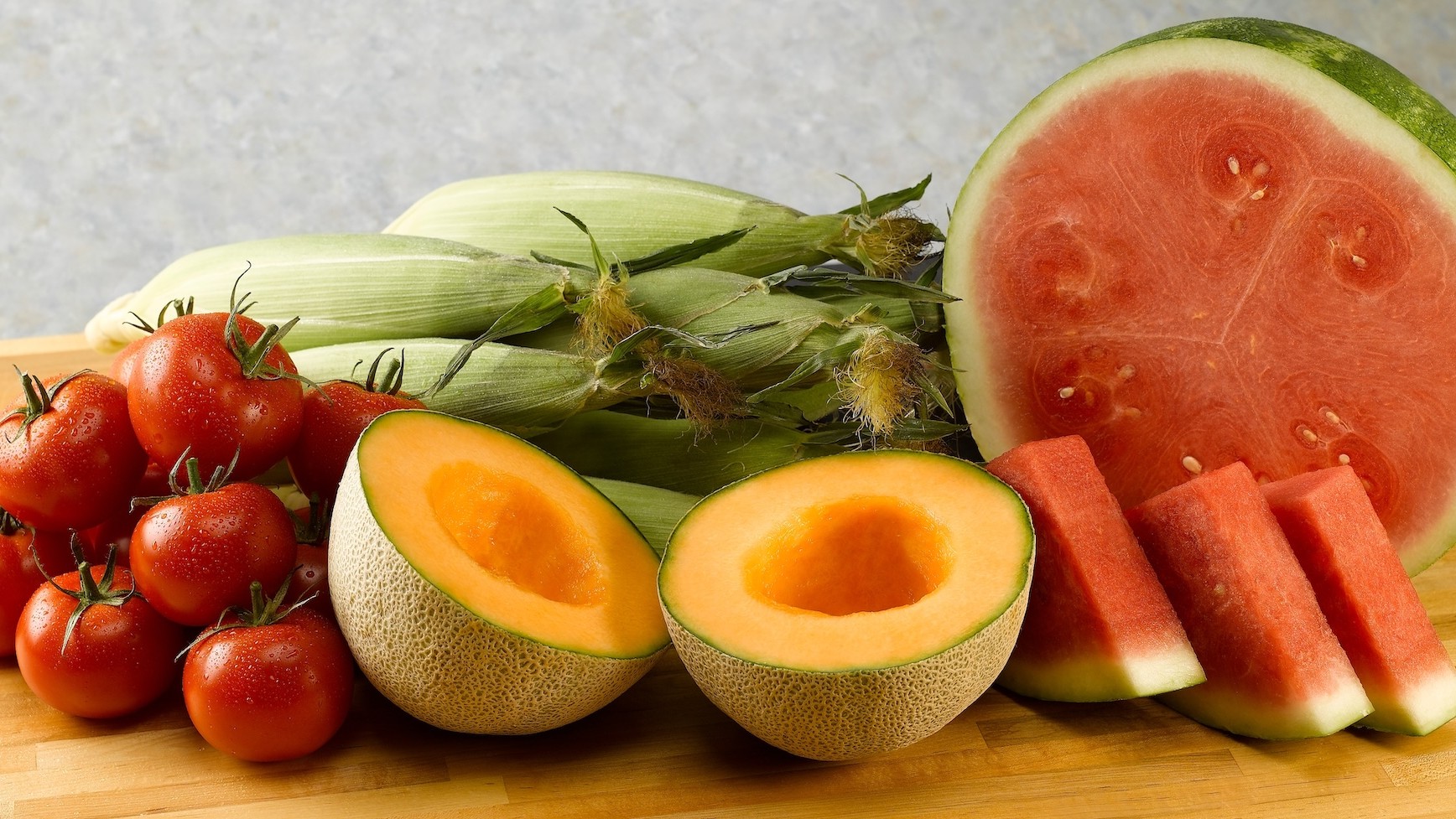 Frutta e verdura bio in estate: come orientarsi nella scelta